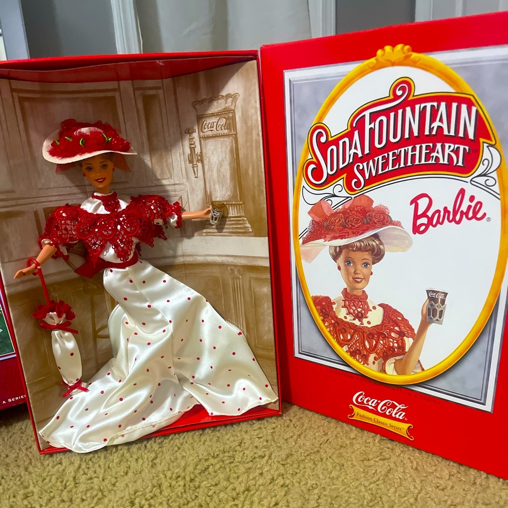 Vintage Coca-Cola Soda Fountain Sweetheart Barbie Doll + Original Box